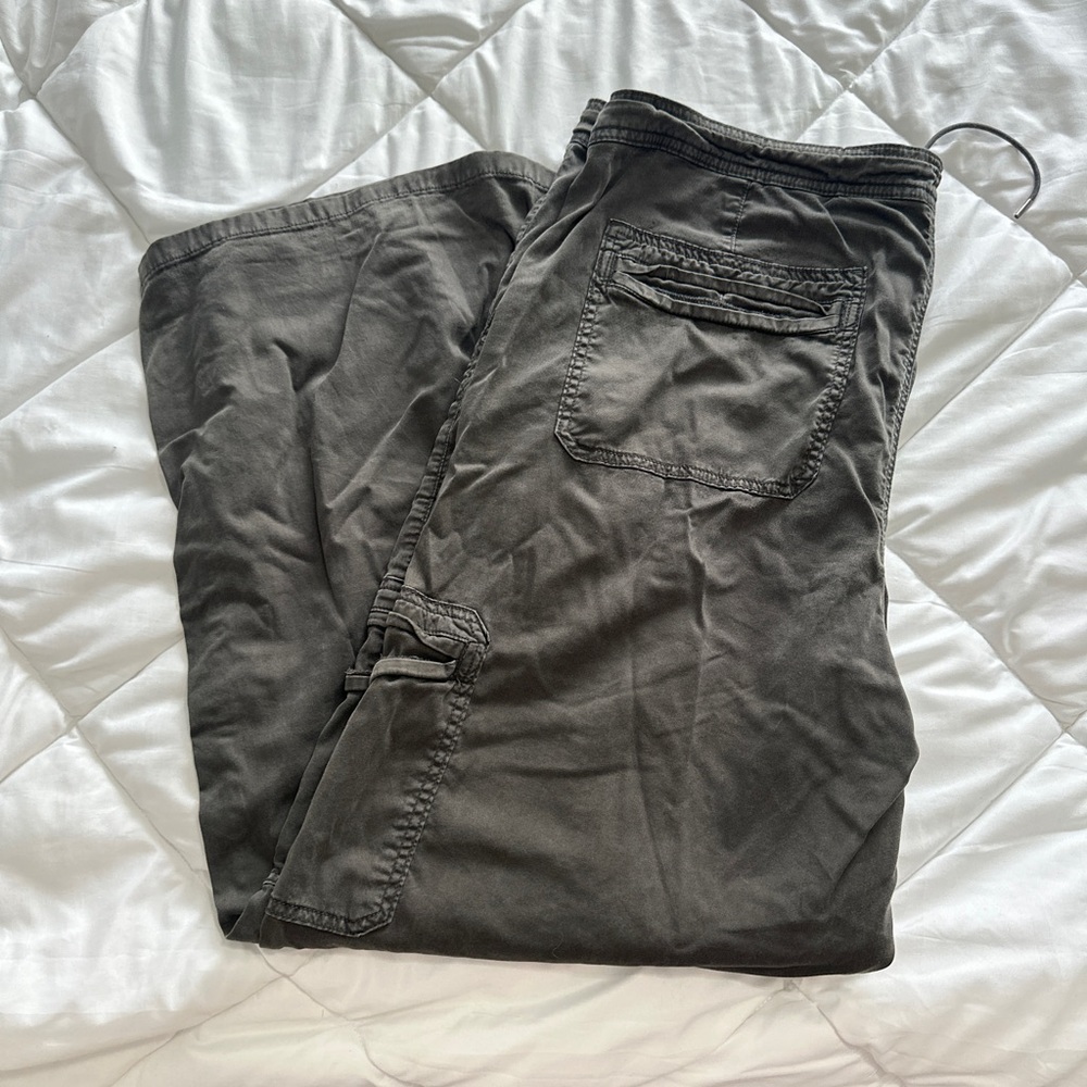Baggy Cargo Pants